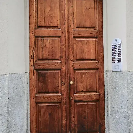 At * Turín
